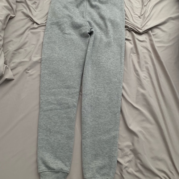 New fila shorts and pants - Picture 10 of 10